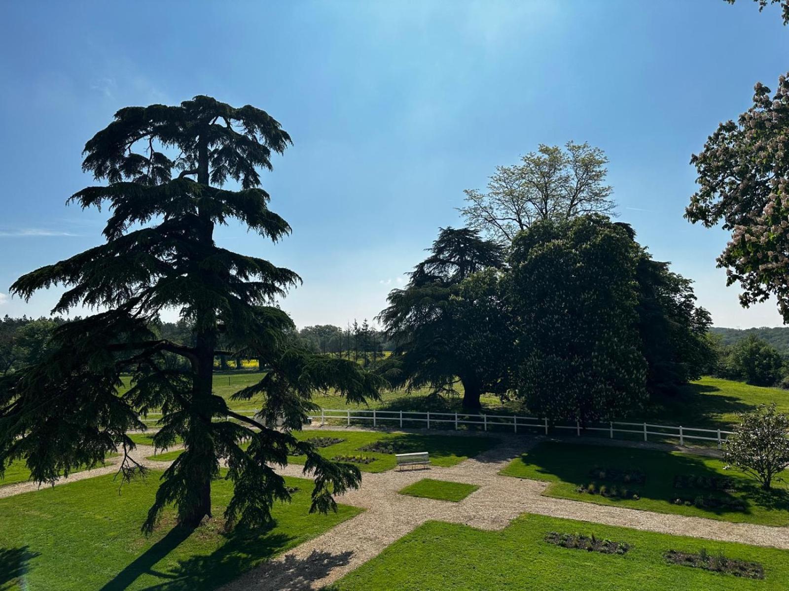 Hotel Domaine De L'Ecorcerie Fontaine-le-Comte Zewnętrze zdjęcie