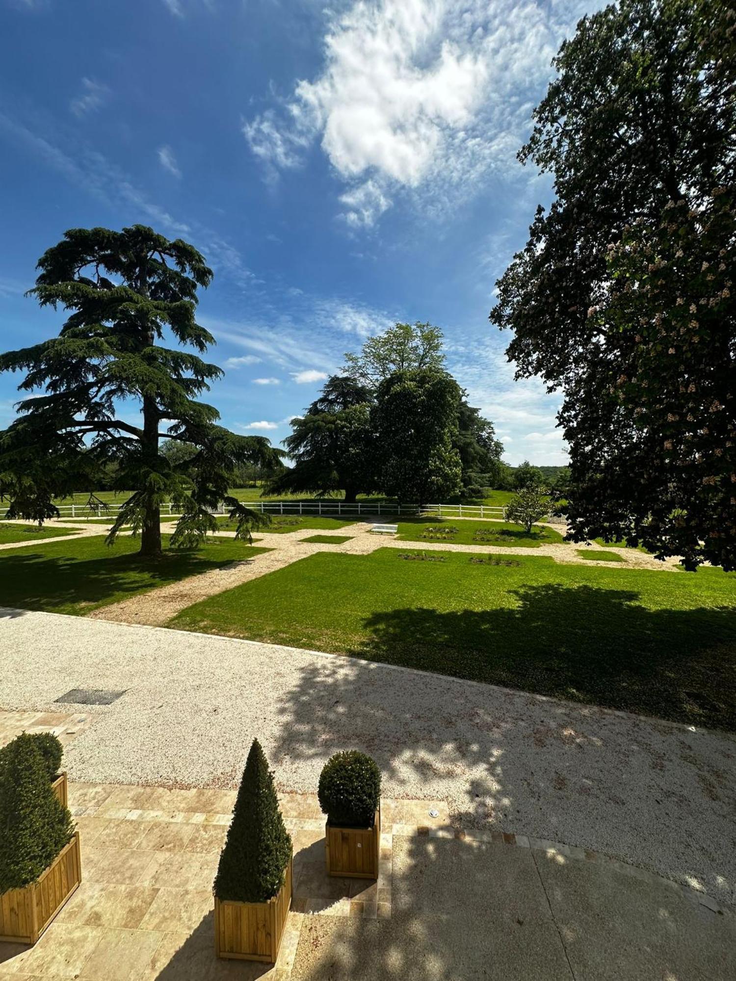 Hotel Domaine De L'Ecorcerie Fontaine-le-Comte Zewnętrze zdjęcie