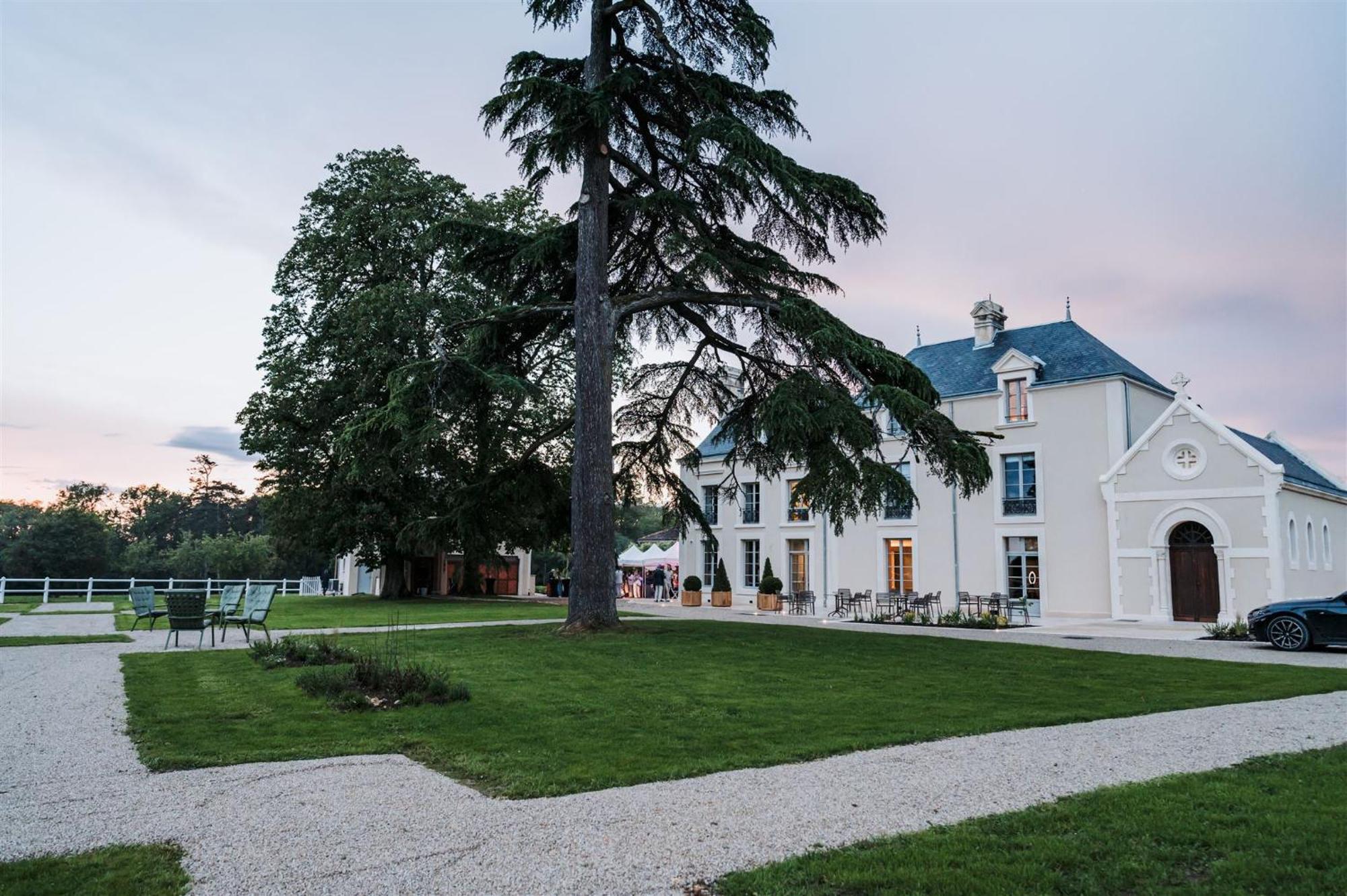Hotel Domaine De L'Ecorcerie Fontaine-le-Comte Zewnętrze zdjęcie